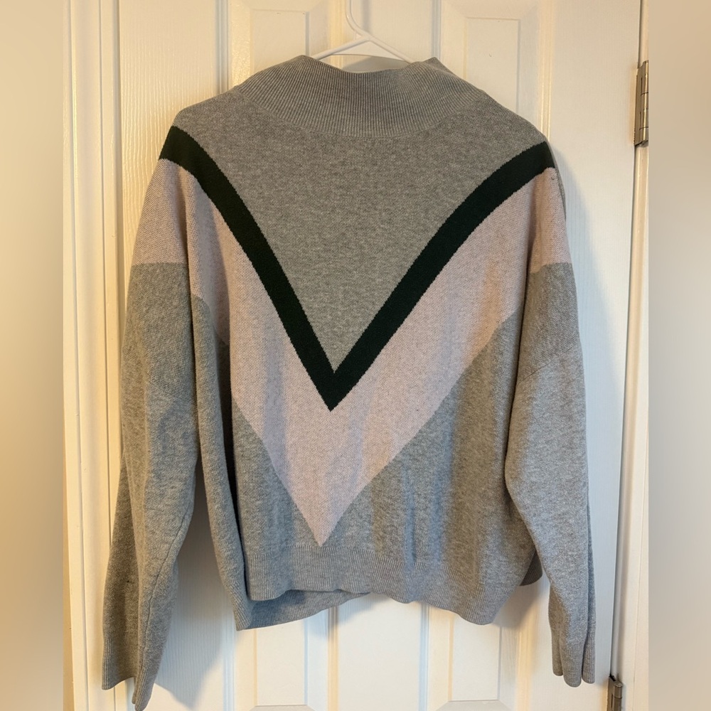 Old Navy Gray and Green Sweater